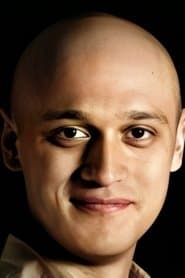 Onur Akgülgil as Mirket (voice)