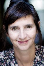 Cécile Bouillot as Corinne