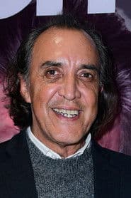 Luis Felipe Tovar as Cuahutemoc / Narrador