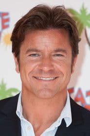 Paolo Conticini as Claudio