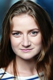 Violette Blanckaert as Sarah Cohen