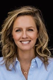 Leonie ter Braak as Laura