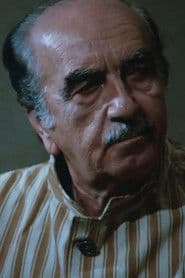 Giovanni Febraro as cameriere