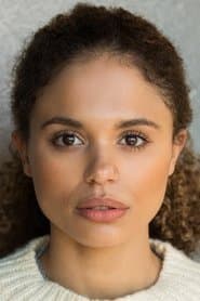 Jessica Kate Plummer as Amanda