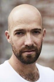 Johannes Benecke as Olarte