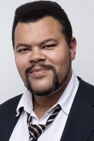 Babu Santana as João Tavares