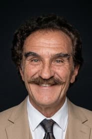 Yılmaz Köksal as Ejder