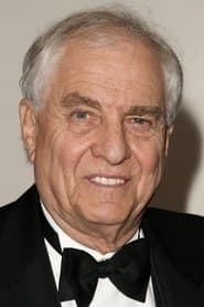 Garry Marshall as Plainclothesman