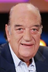 Hassan Hosny as العميد صدقي الصيرفي