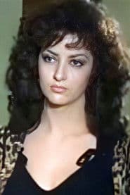 Nadine Rochex as Rosa