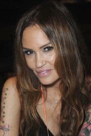 Lisa Boyle as Suzanne