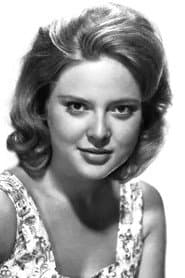 Cordula Trantow as Helga