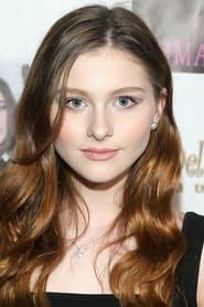 Jane Widdop as Winnie Carruthers