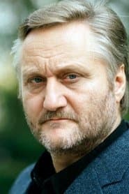 Bernard-Pierre Donnadieu as Martin Guerre