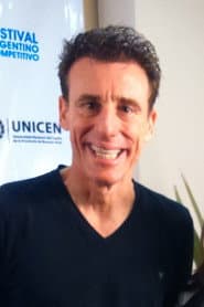 Lionel Campoy as Isidorito (voz)