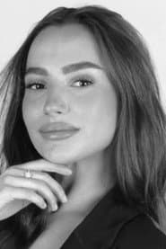 Marta García as Bea