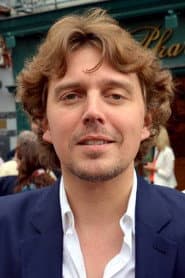 Alexis Wizorek as Damien